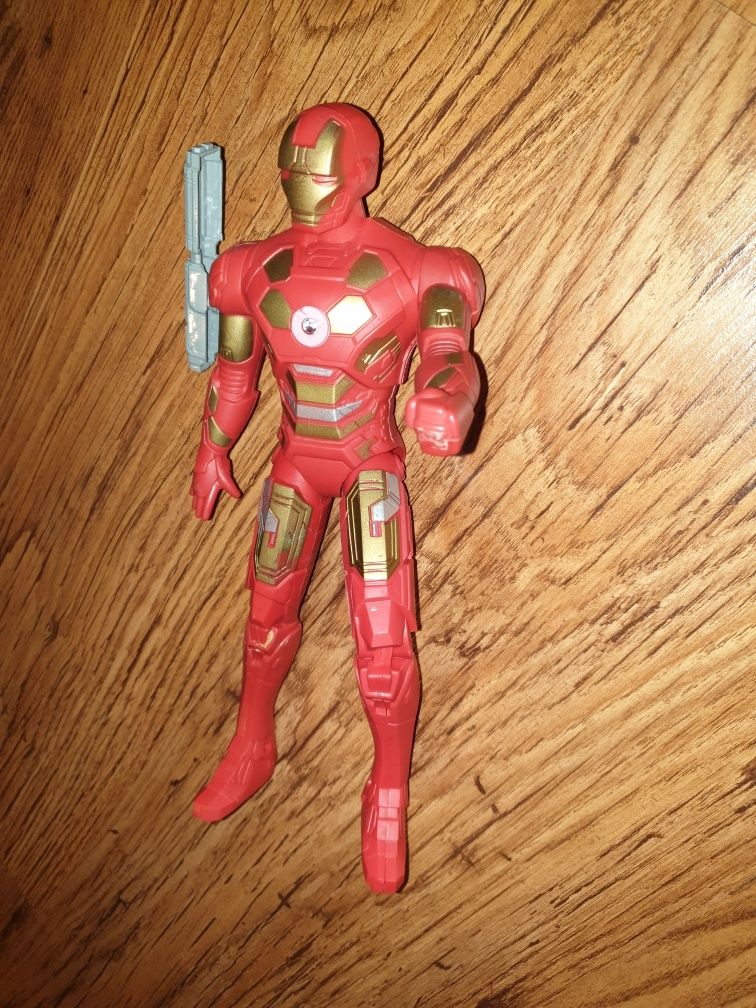 Duża figurka IRON Man (29cm) Avengers +światło LED