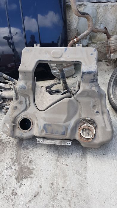 Задний мост пассат б6 3.2 4motion,подлокотник