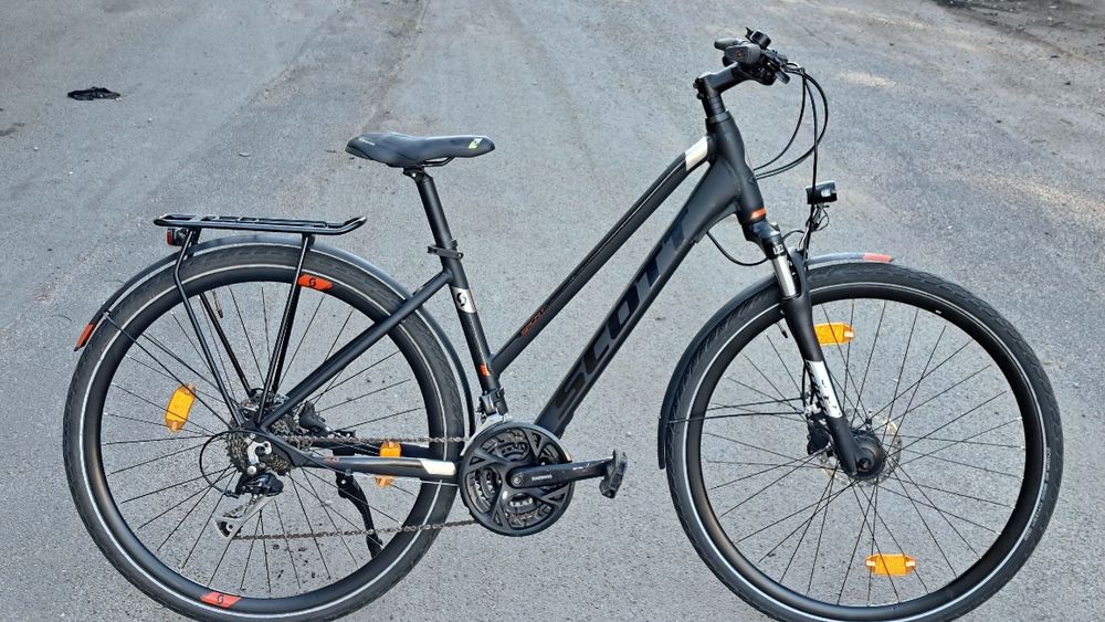 Rower trekkingowy Scott 28"