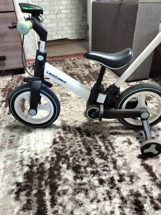 Велосипед 3в 1 с родительской ручкой