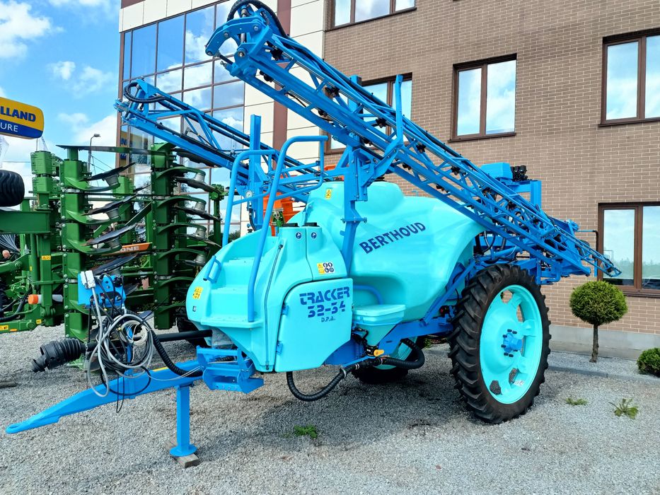 Оприскувач Berthoud Tracker 3200 S DPA
