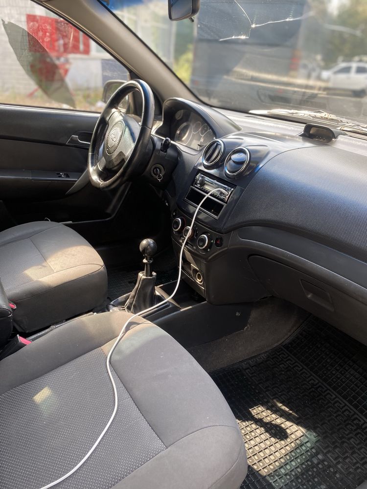 Chevrolet Aveo 2007 1.5 на газу