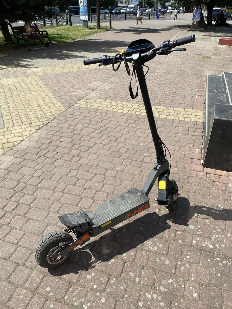 Електросамокат Kugoo Kirin G2