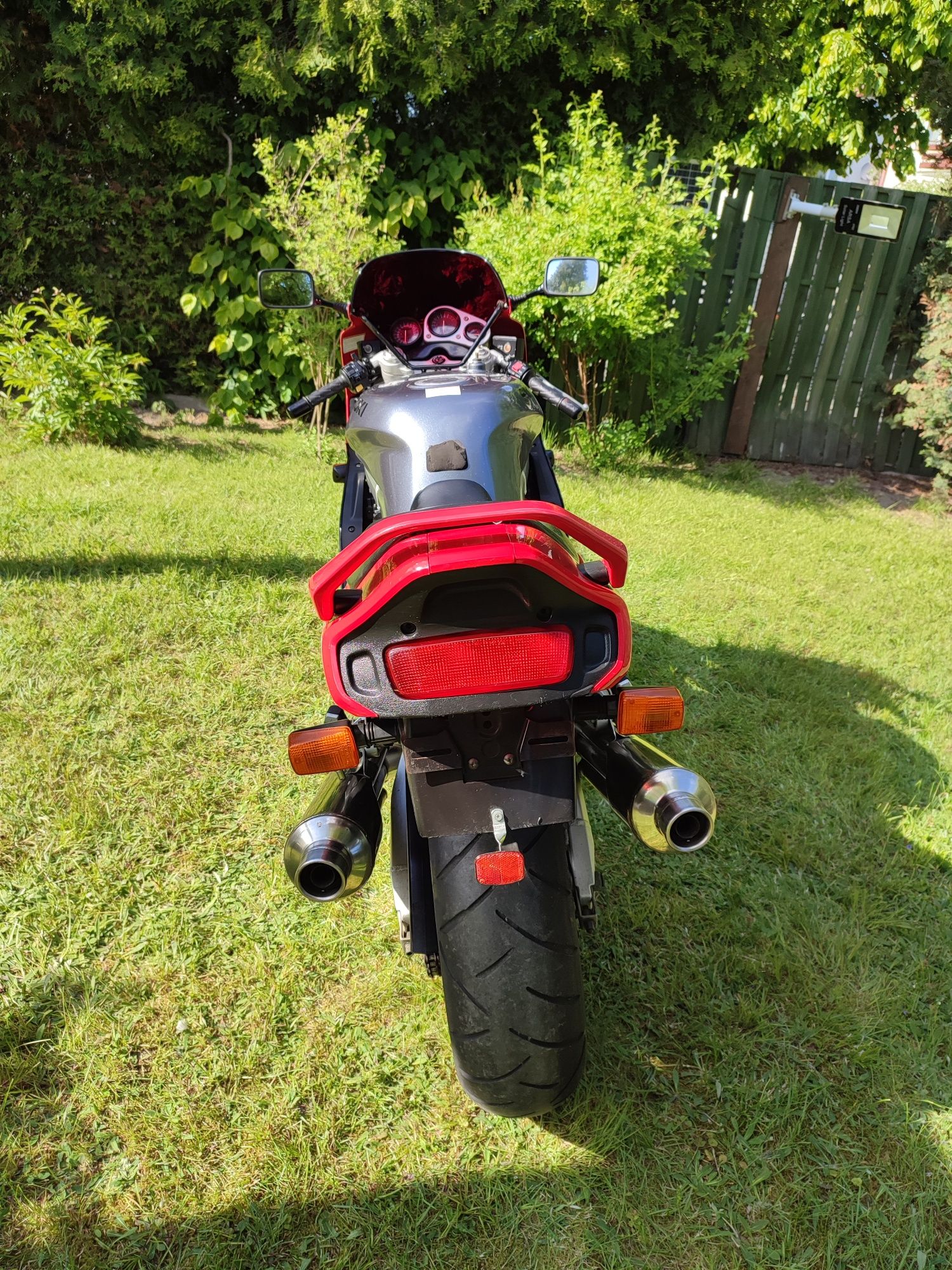 Suzuki GSX-R 1100 GSX R 95r ZZR 750 36tkm