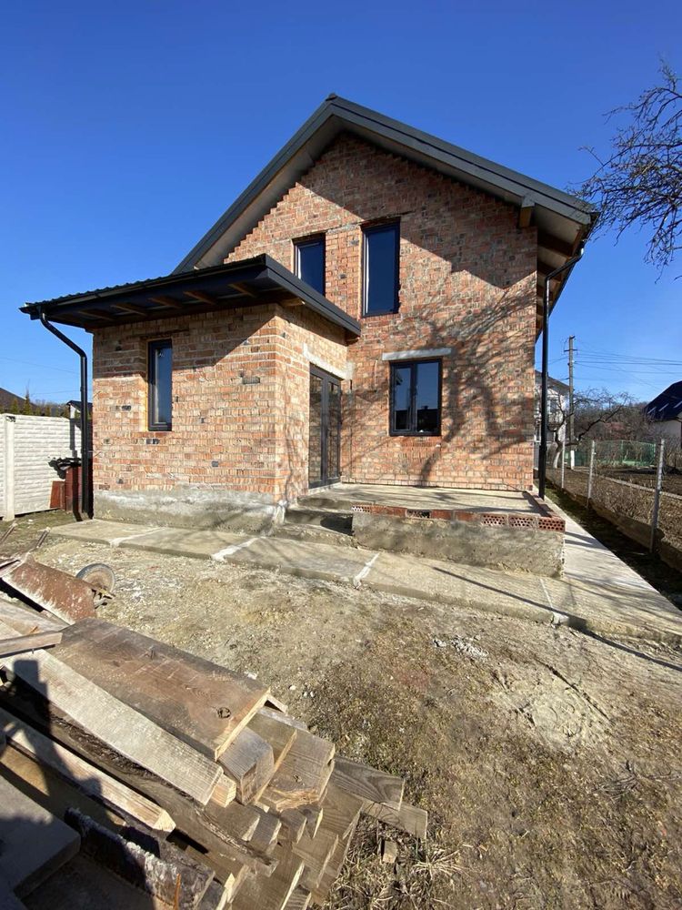 Продаж будинку в с. Оброшине