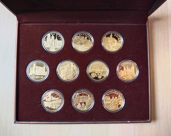Kolekcja 10 srebrnych monet platerowanych złotem - Zamki i Pałace