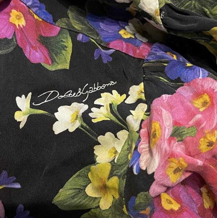 Оригинал.стильная,шелковая блуза vip-бренда dolce gabbana