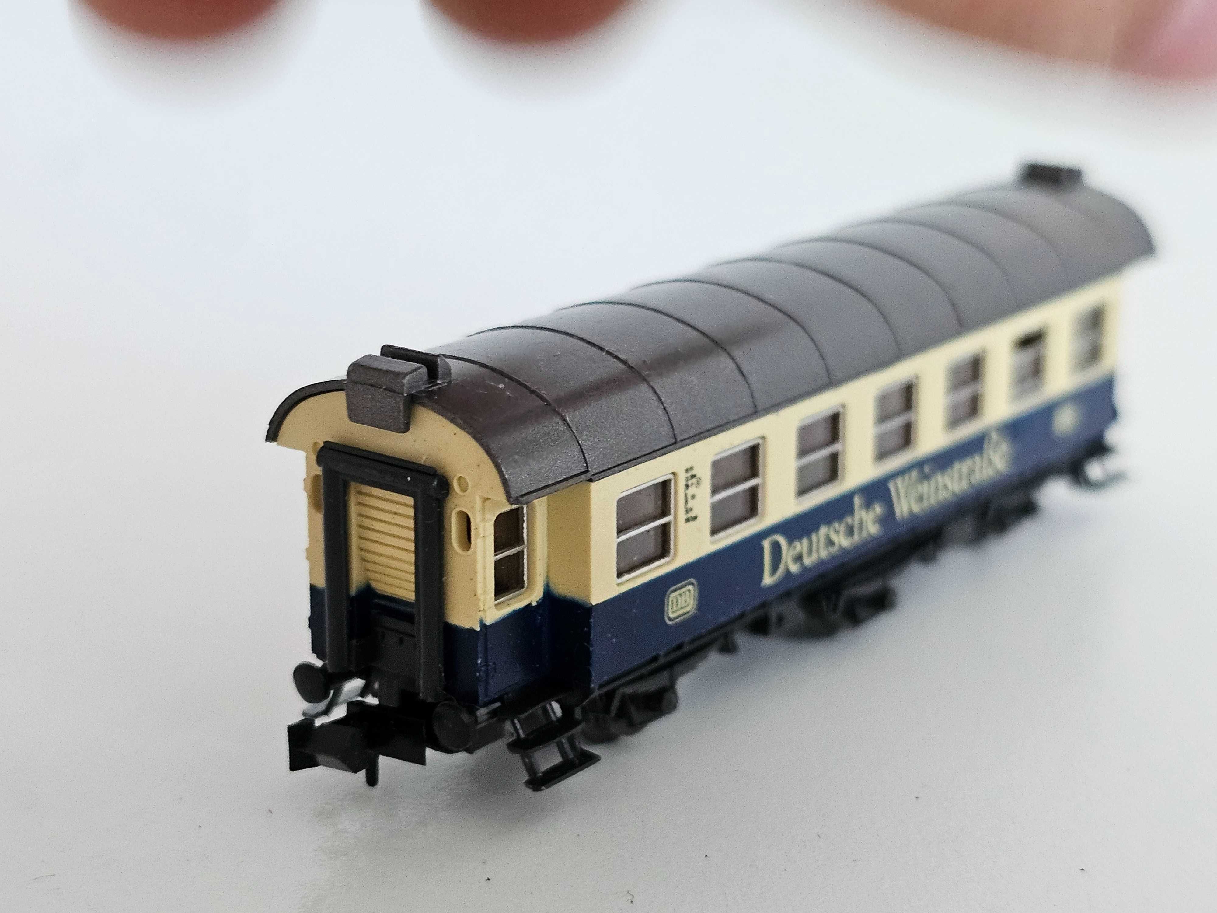 Roco wagon pasażerski osobowy turystyczny DB skala N 1:160