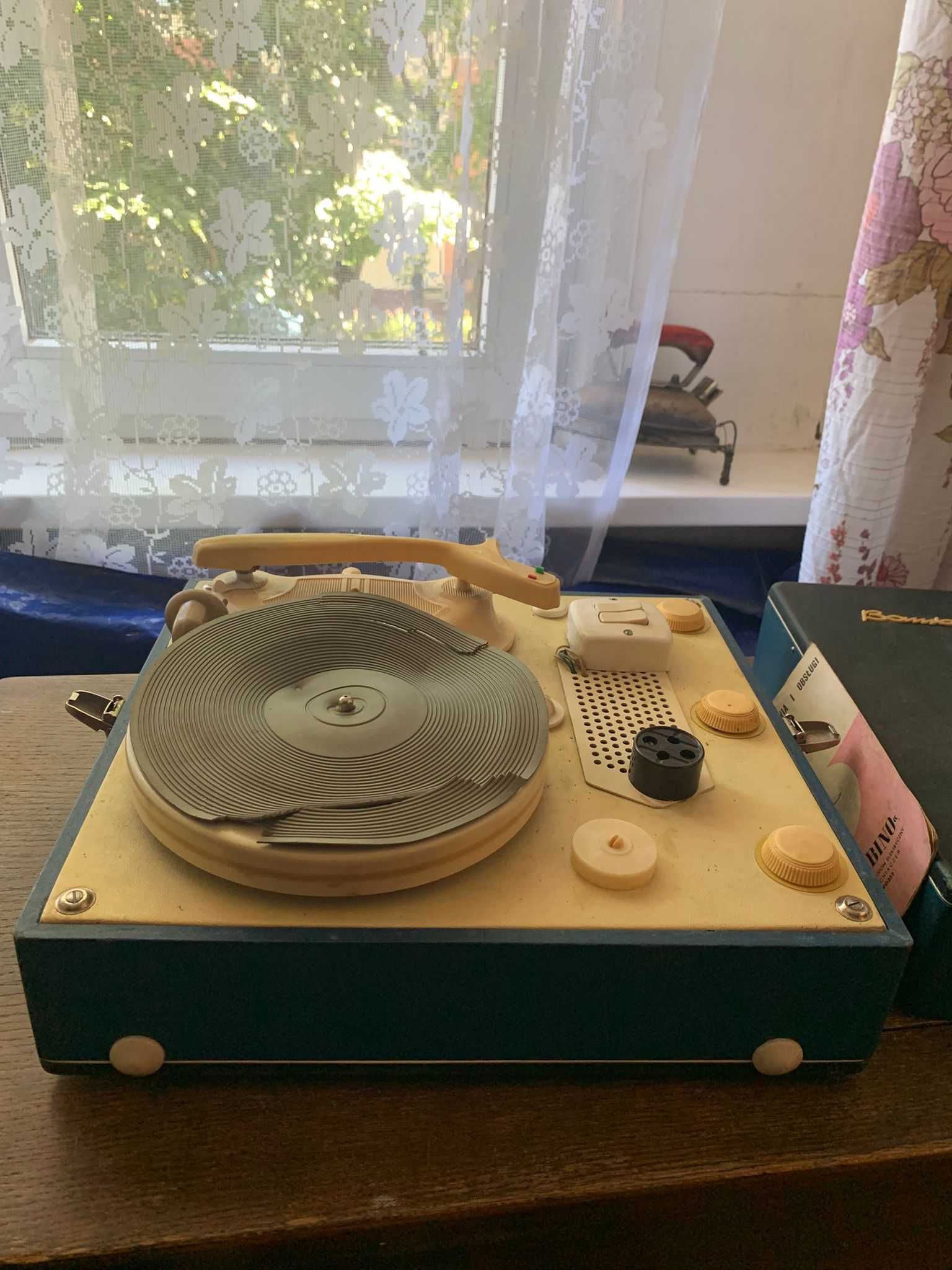 Gramofon bambino do naprawy