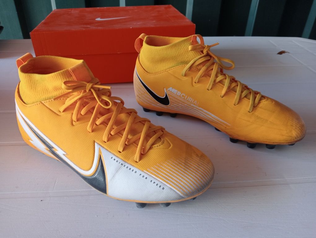 Chuteiras Nike superfly academy AG - tamanho 38,5