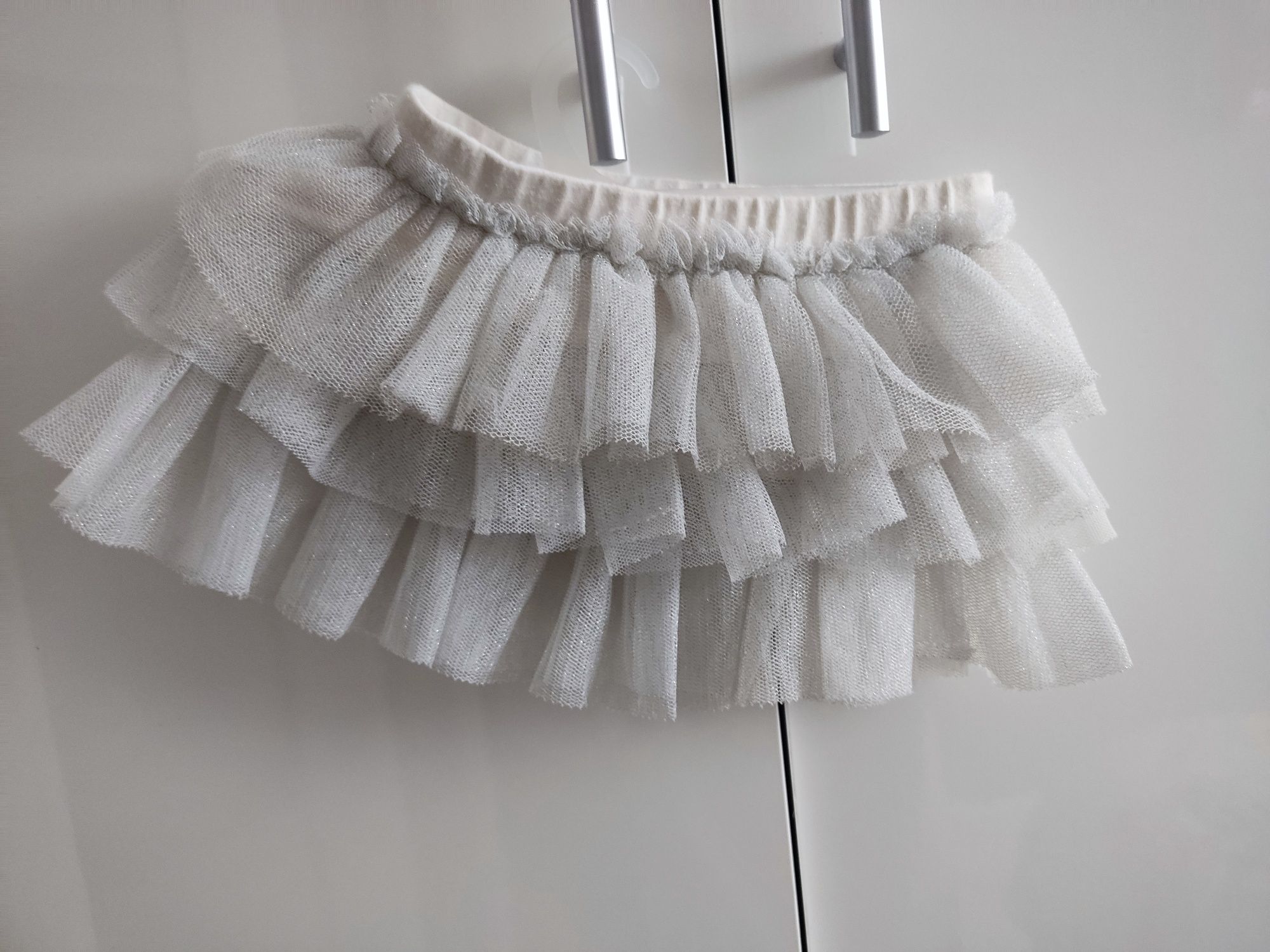 Spódniczka tutu tiul baby gap 6-9 m + rajstopy