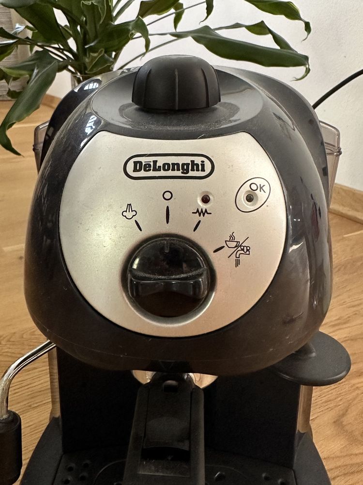 Кавоварка DeLonghi