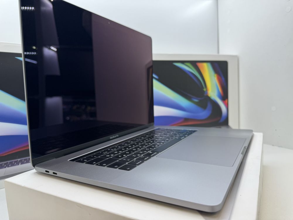 APPLE A1990 MacBook Pro 15 MID 2019 i7-9750H/16GB/256GB/AMD 555X 4GB