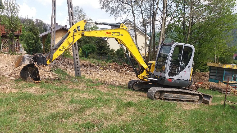 Wynajem koparek 1.7t, 4t, 6t i 8t