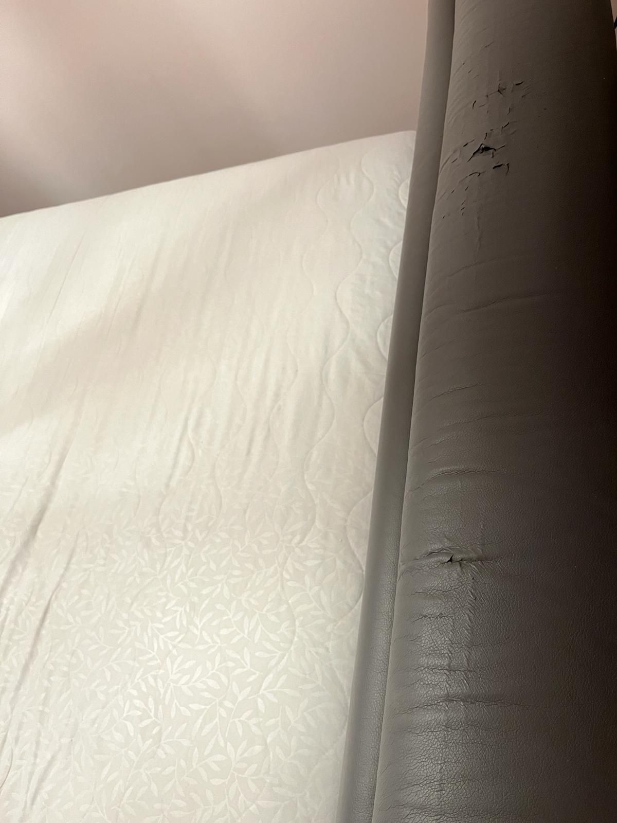 Łóżko tapicerowane ze stelażem materac 160x200 szare sypialniane