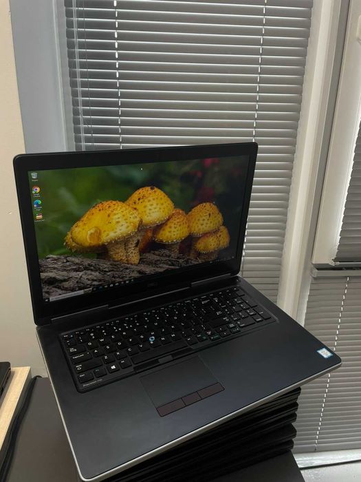 Для дизайнерів, інженерів, геймерів та студентів Dell Precision 7720
