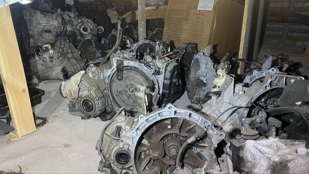 Коробка автомат/механіка Mazda 6/5 2.0 1.8 2.3