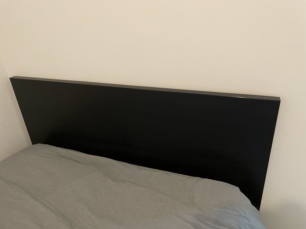 Cama casal com Colchao e Edredão Incluido