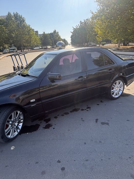 Продам с180 w202 СРОЧНО ТОРГ!!!