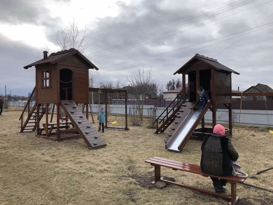 Домік дитячий, дитячі ігрові майданчики