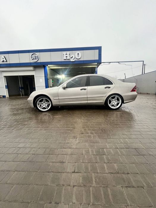 Продам!! В хорошем состояние,