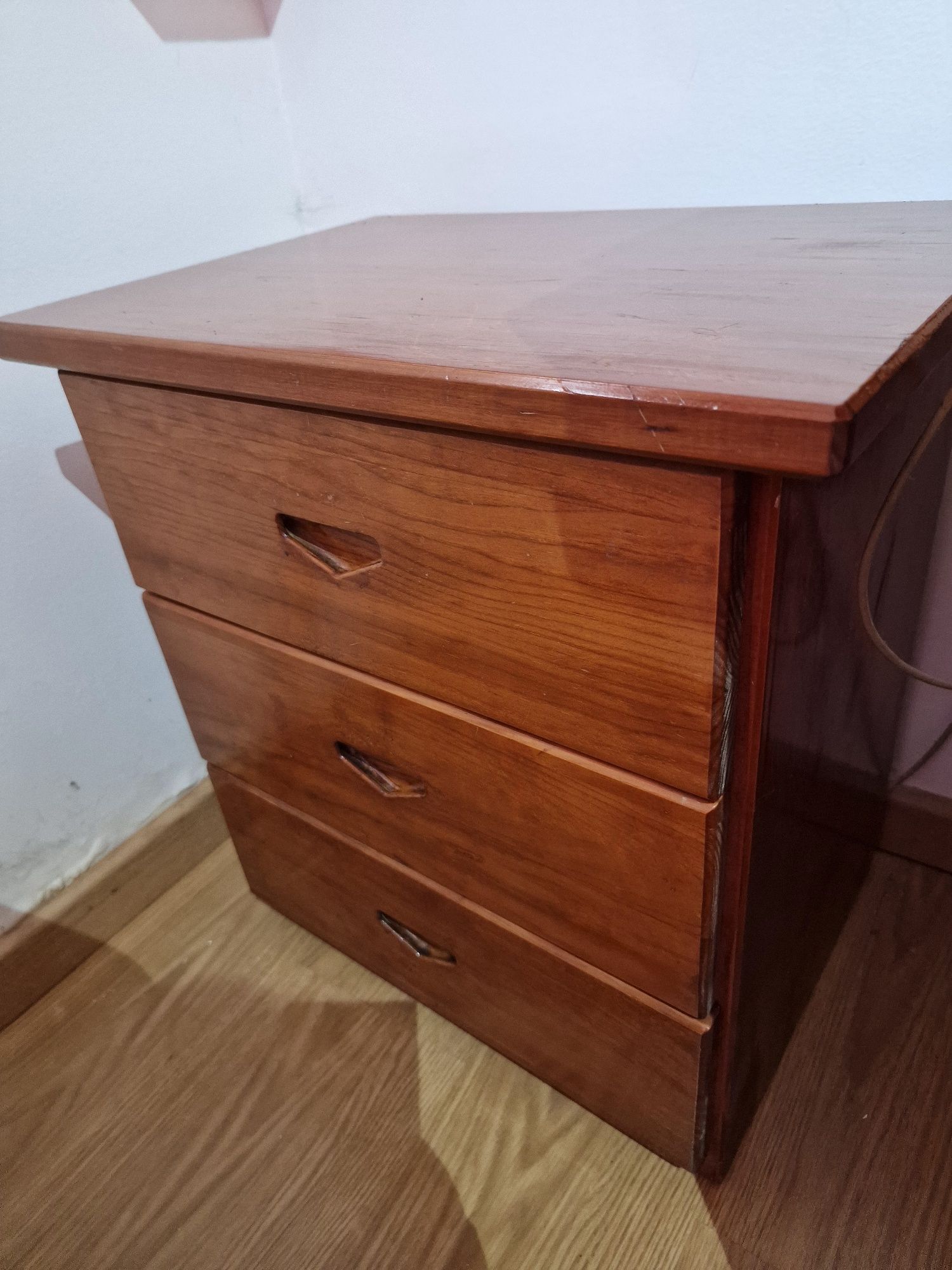 Vendo mobilia de quarto sem cama