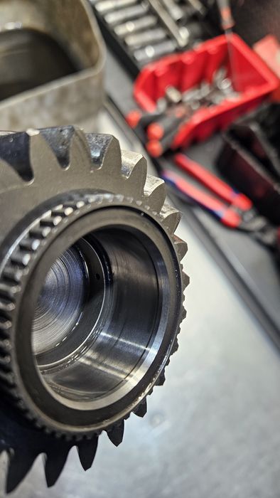 Wałek sprzęgłowy skrzyni skrzynia biegów master tył napęd 6s420