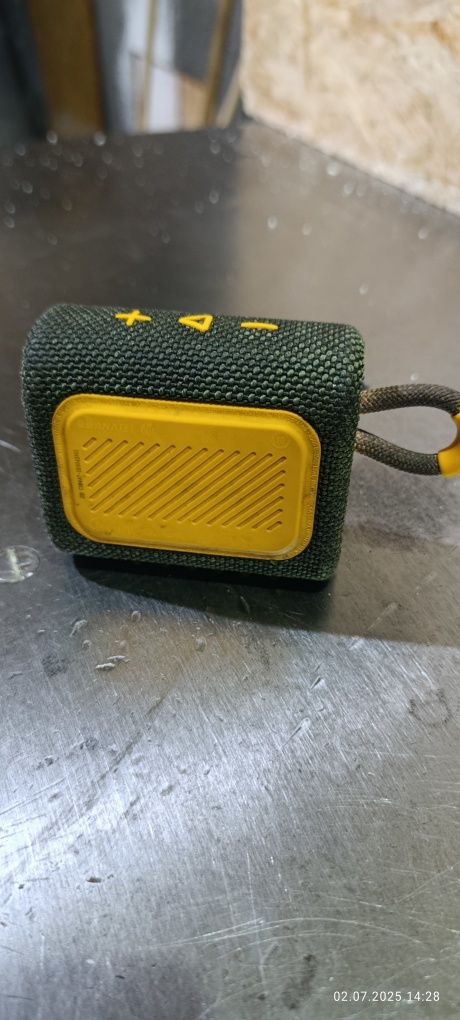 Портативна колонка JBL GO3