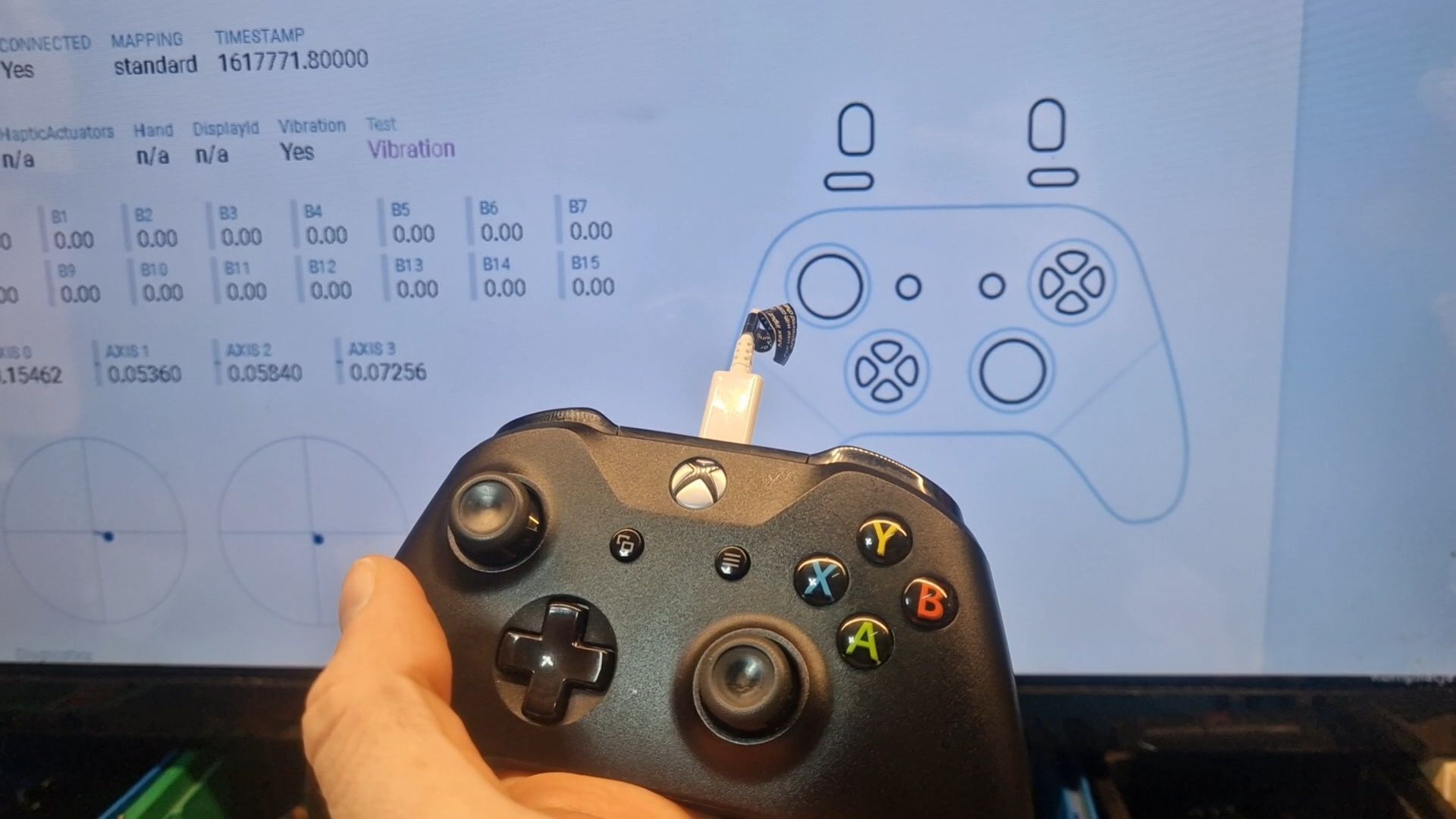 Pad XBOX ONE oryginał stan idealny, lekko używany, działa jak nowy