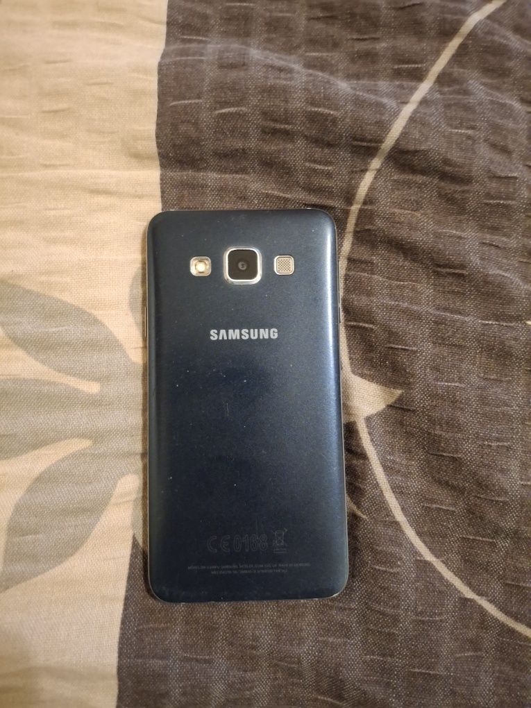 Samsung Galaxy A3 SM-A300FU
