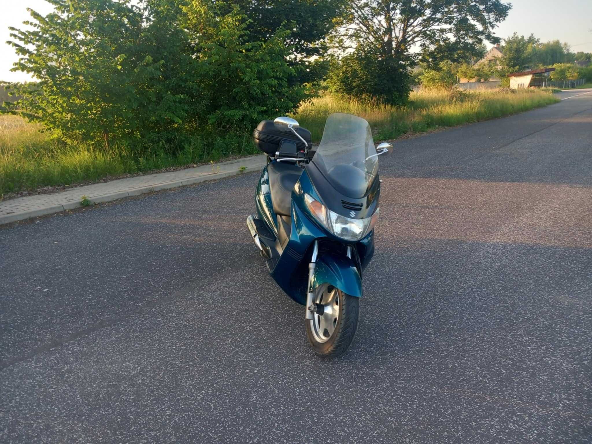 Suzuki Burgman 400