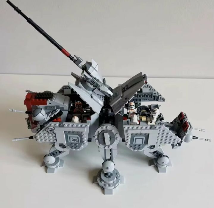 Конструктор Шагоход AT - TE Walker космические войны Star Wars 1082 шт