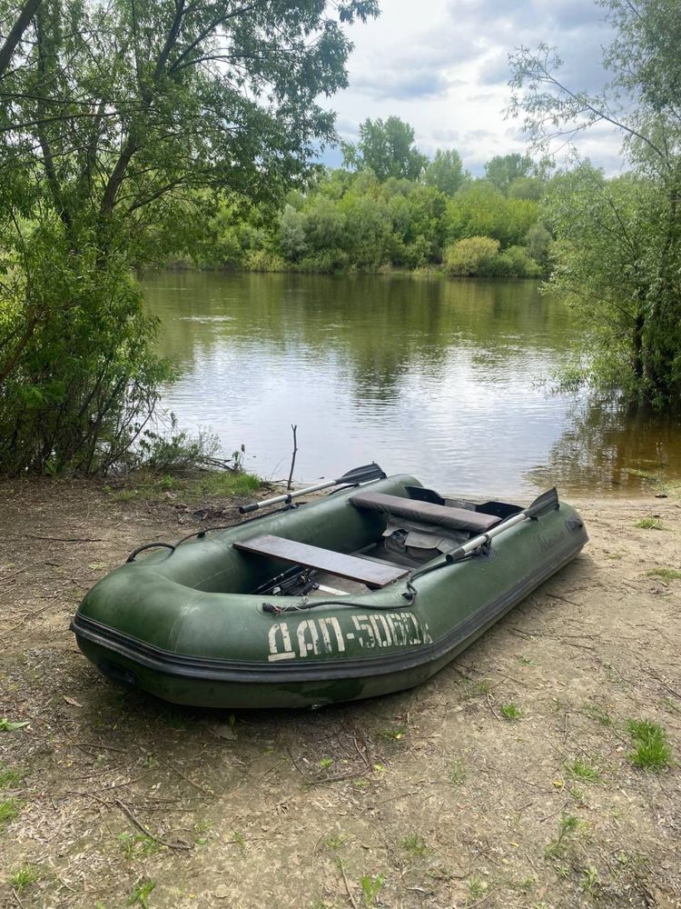 Лодка Adventure 330 з мотором suzuki df5 обмін