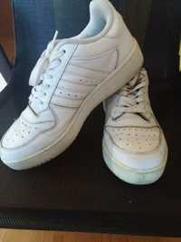 Buty sportowe Adidas