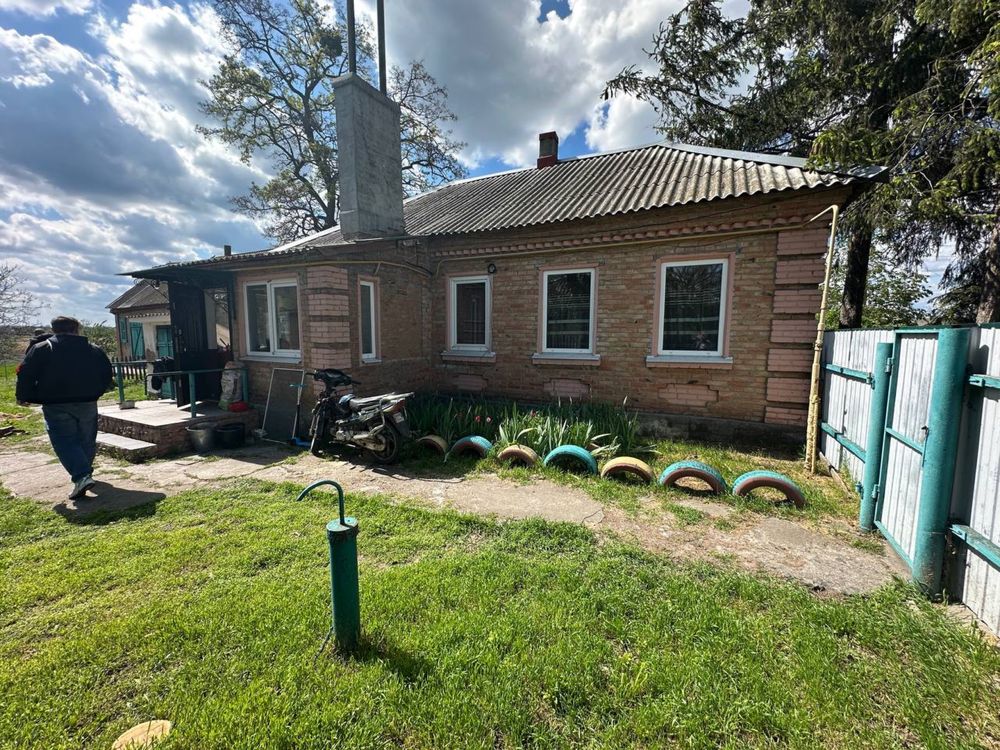 Продам будинок село Дмитрівка вул. Центральна 12