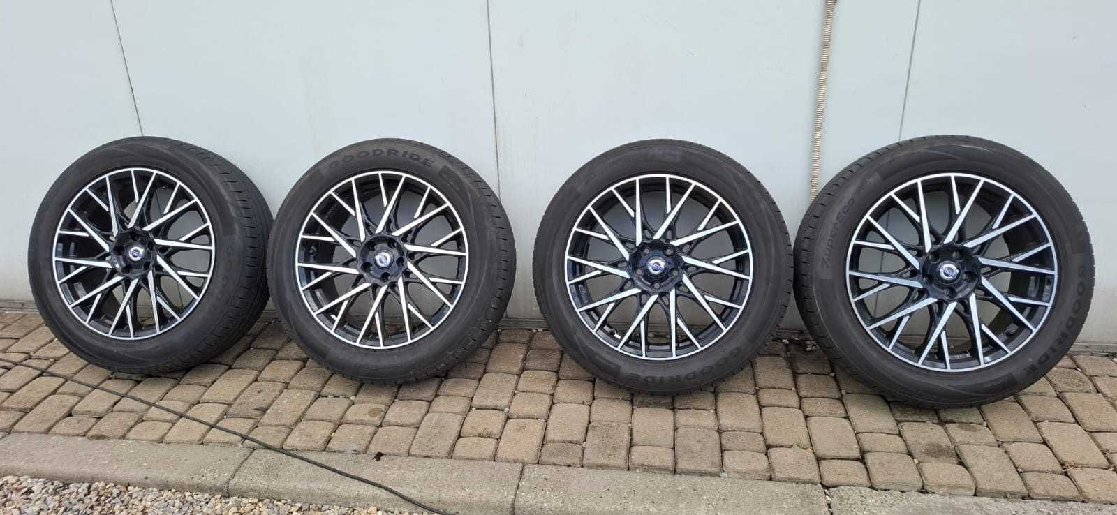 Komplet kół Volvo XC60 z oponami letnimi 235/55/R19