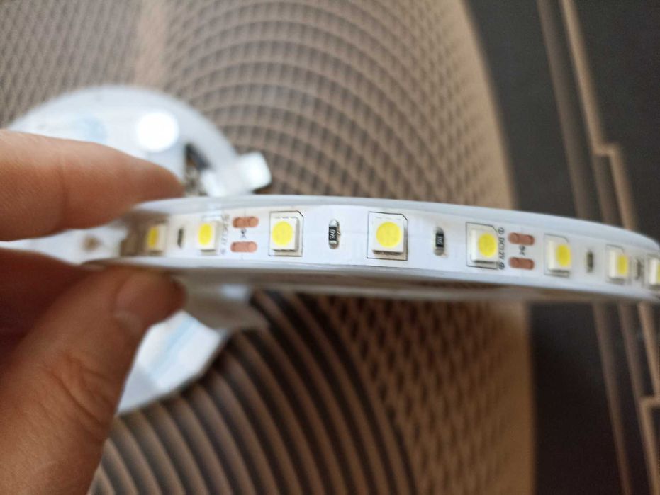 Светодиодная LED лента Rishang 5метров. Модель: R08COBA White