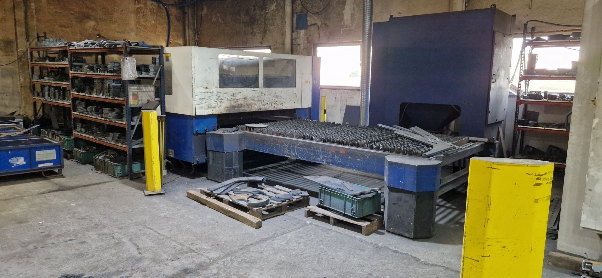 Laser Trumpf L 3030  rezonator 3200 W