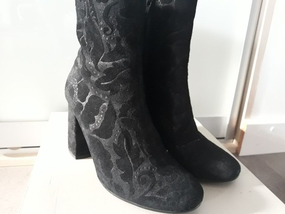 Botki skorzane NOWE na obcasie r.36 LASOCKI