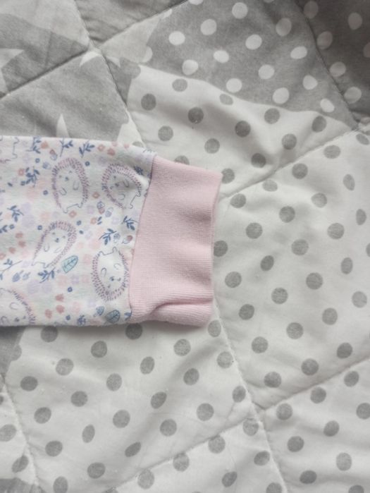 Pajac/śpiochy bawełniane w jeżyki rozm. 86