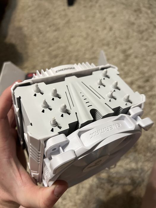 Повітряне охолодження для процесора Enermax T50 AXE ARGB WHITE LGA1700