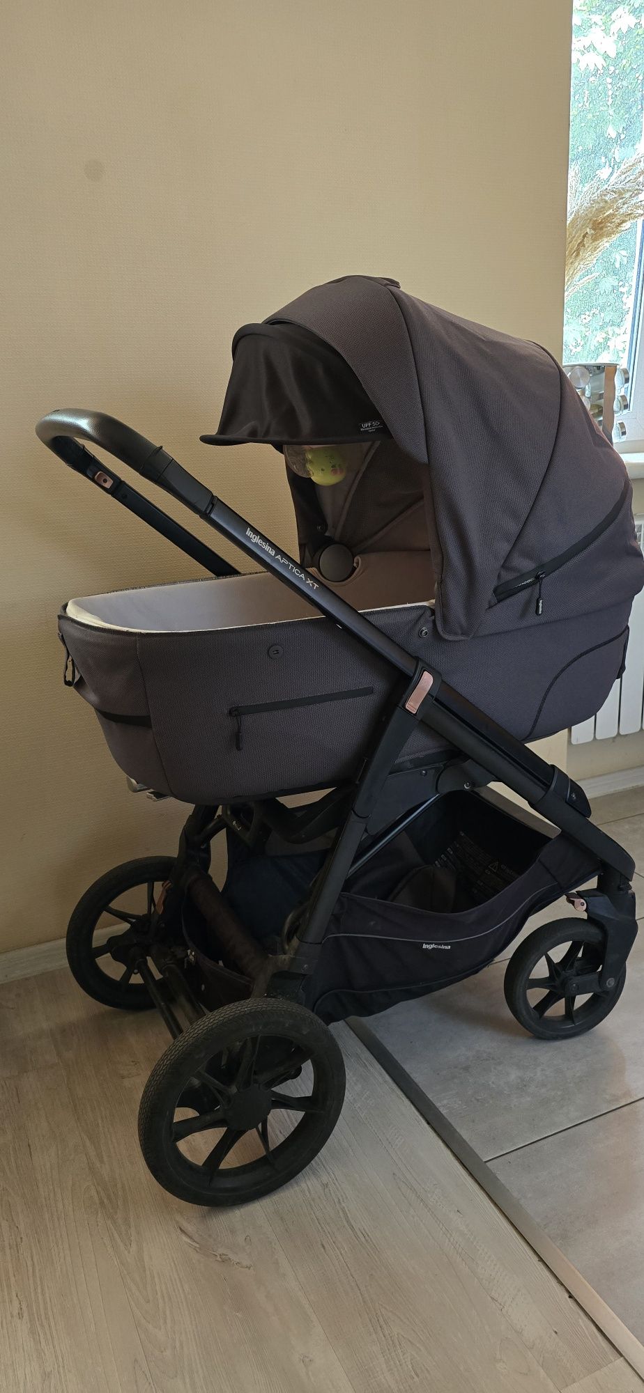 Коляска 3 в 1 Inglesina aptica xt