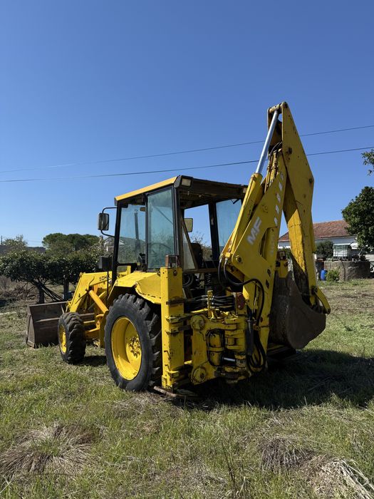 Retroescavadora MF 50HX