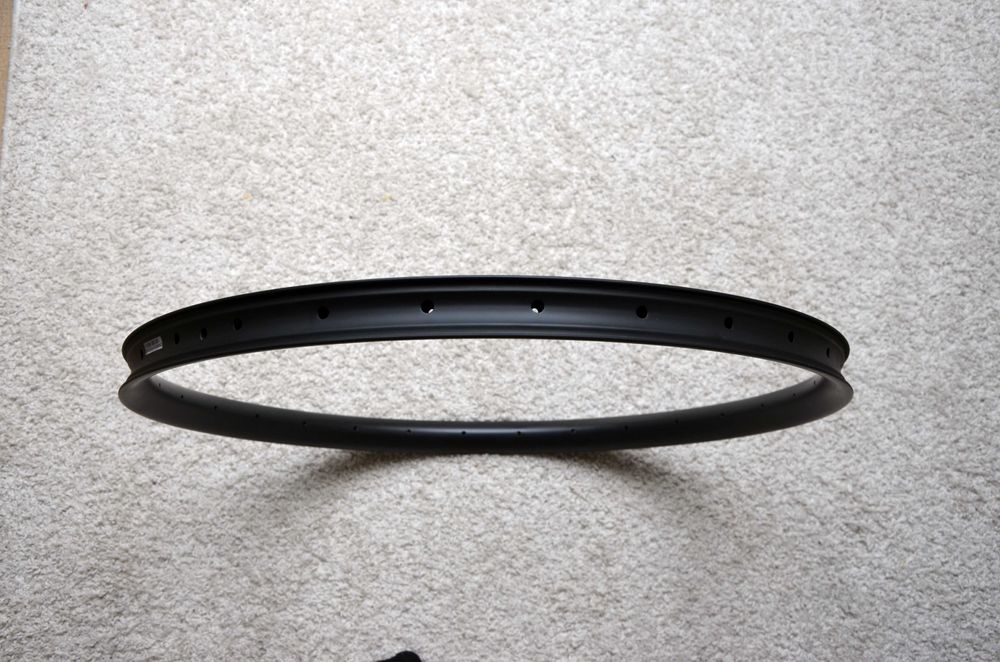 Obrecze karbonowe do DT Swiss Mavic 29  szer wewn 34mm OKAZJA GWAR