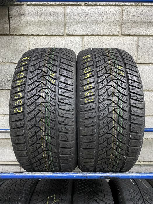 Зимові шини 235/40 R18 (95V) DUNLOP