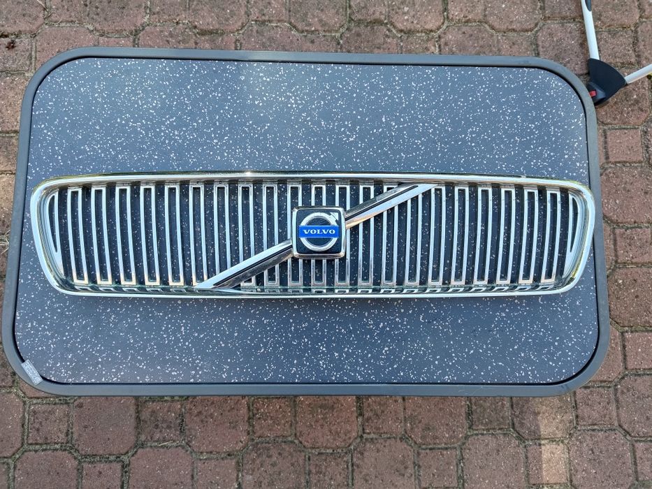 Volvo V50 Grill super stan