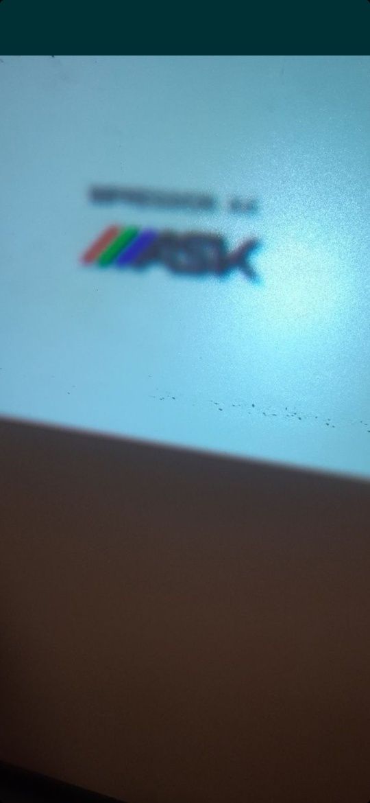 Sprzedam Rzutnik ASK Profesjonalnej klasy projektor LCD ASK Impression