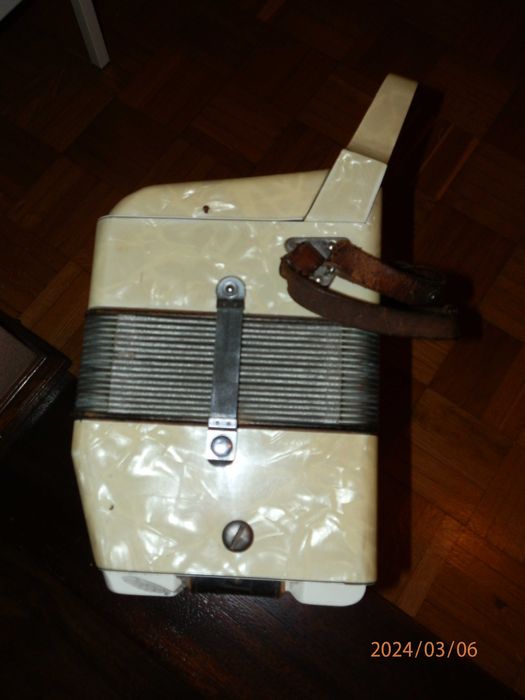 Acordeão Hohner - Sirena I