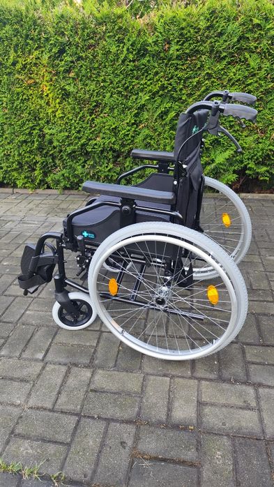 Nowy wózek inwalidzki Reha Fund