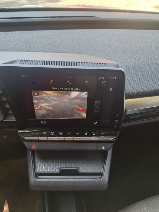 R.MEGANE E-Tech Equilibre 100% Elétrico de 220cv